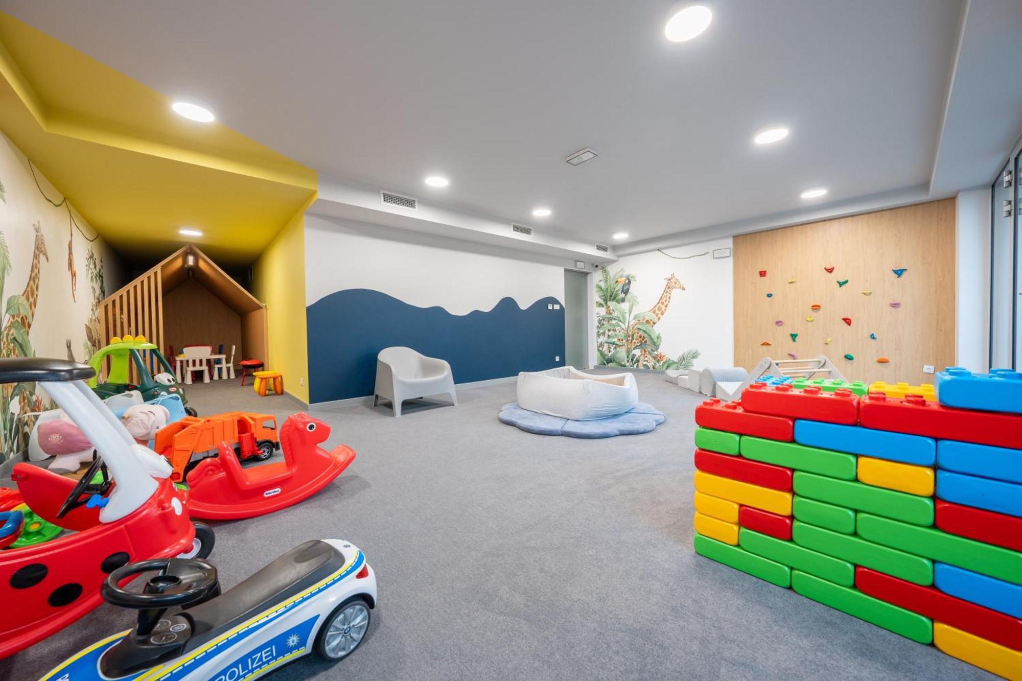 Miodowy Apartament Z Duzym Tarasem W Rewalu, Blisko Morza Bagian luar foto