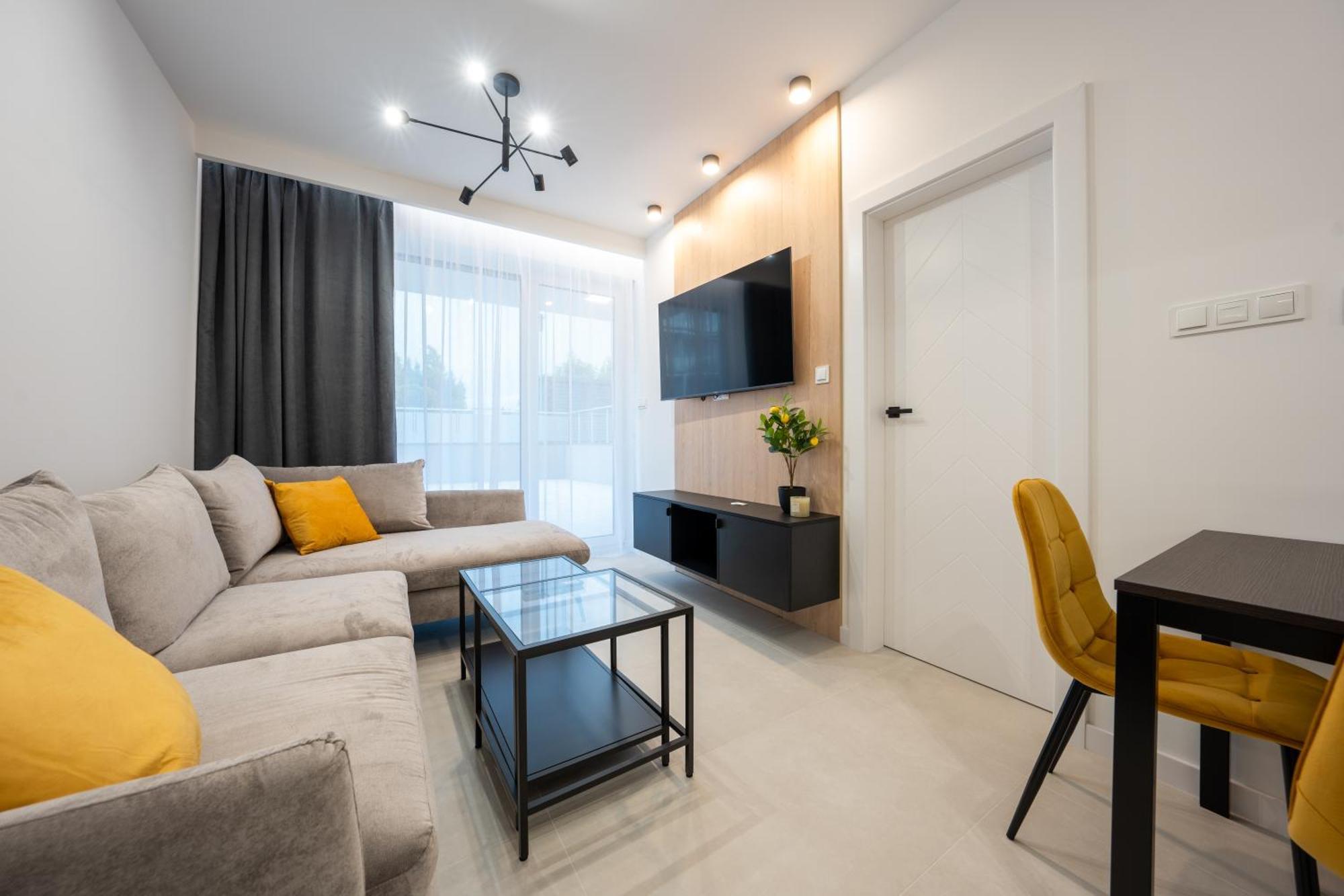 Miodowy Apartament Z Duzym Tarasem W Rewalu, Blisko Morza Bagian luar foto